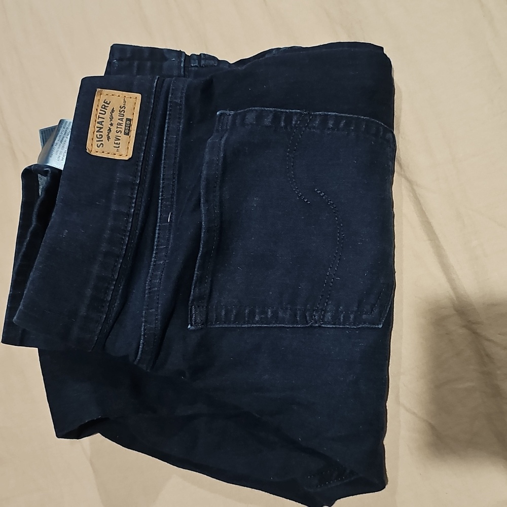 Signature by Levi Strauss Women's Deep Blue Straight Leg Jeans - Picture 9 of 10